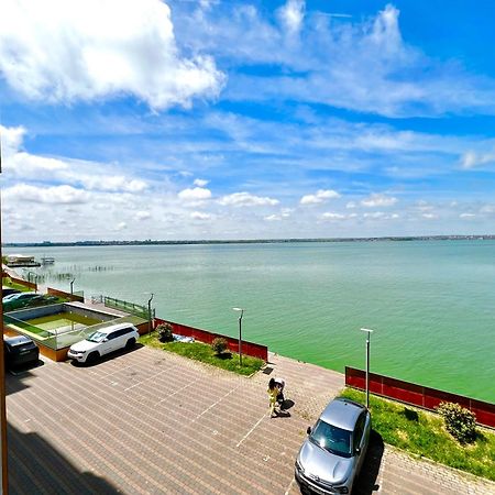 Sophia Lake View Suite مامايا المظهر الخارجي الصورة