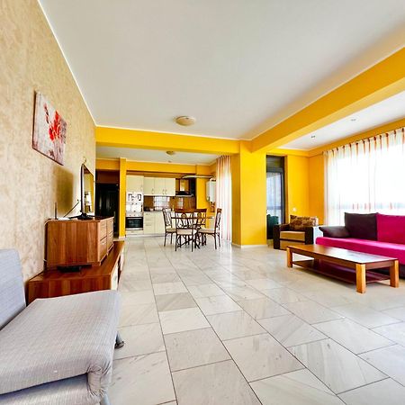 Sophia Lake View Suite مامايا المظهر الخارجي الصورة