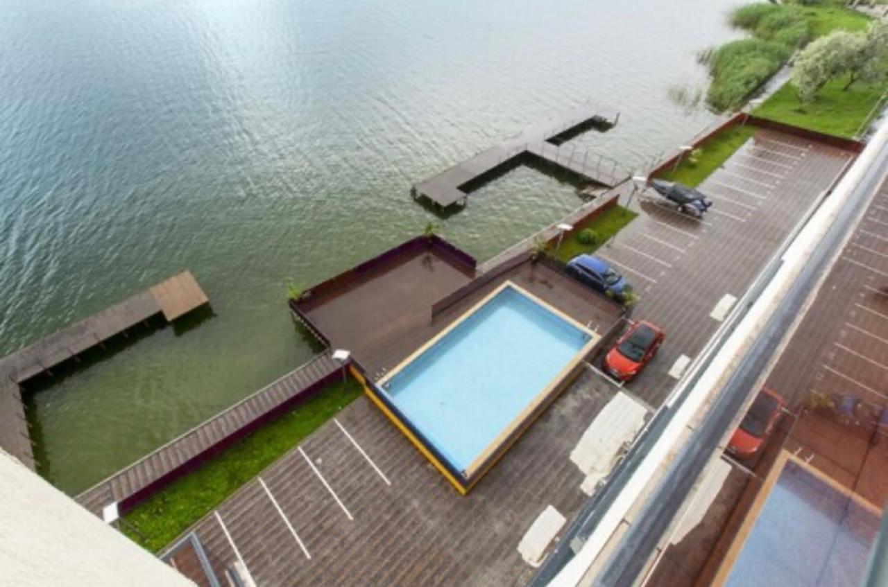 Sophia Lake View Suite مامايا المظهر الخارجي الصورة