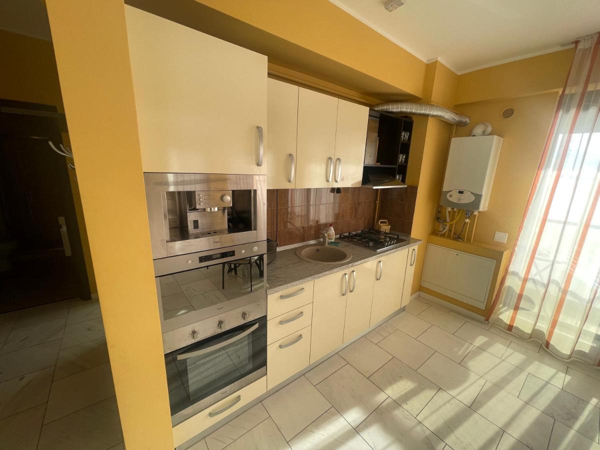 Sophia Lake View Suite مامايا المظهر الخارجي الصورة