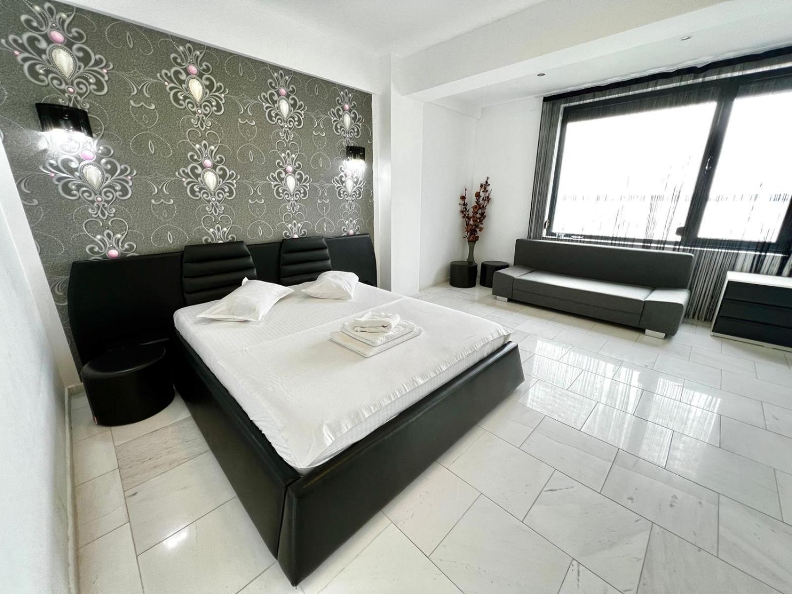 Sophia Lake View Suite مامايا المظهر الخارجي الصورة