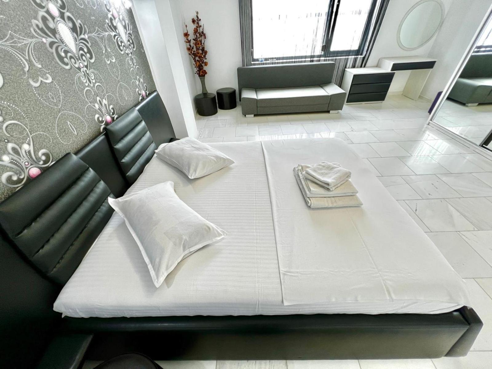 Sophia Lake View Suite مامايا المظهر الخارجي الصورة