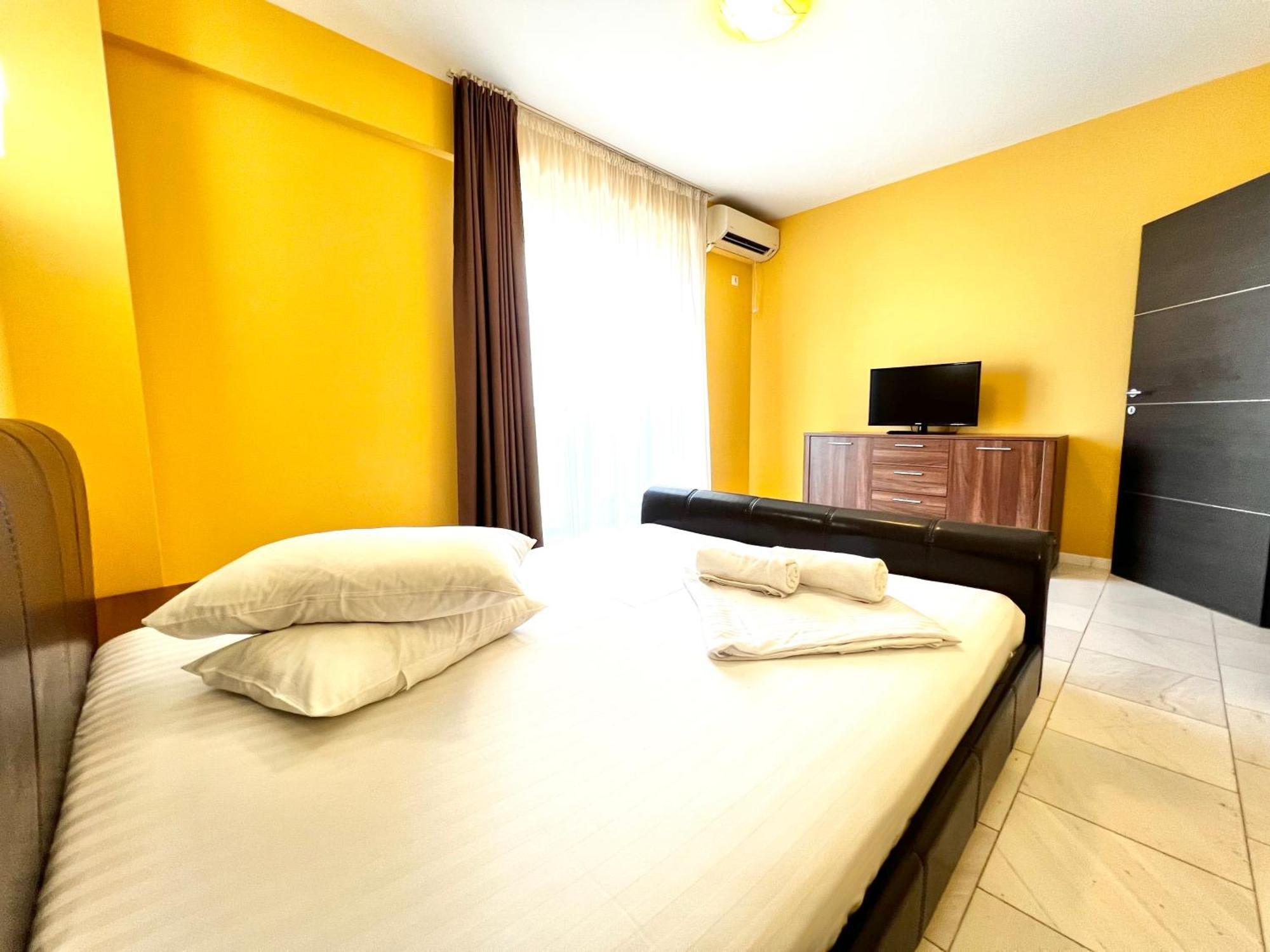 Sophia Lake View Suite مامايا المظهر الخارجي الصورة