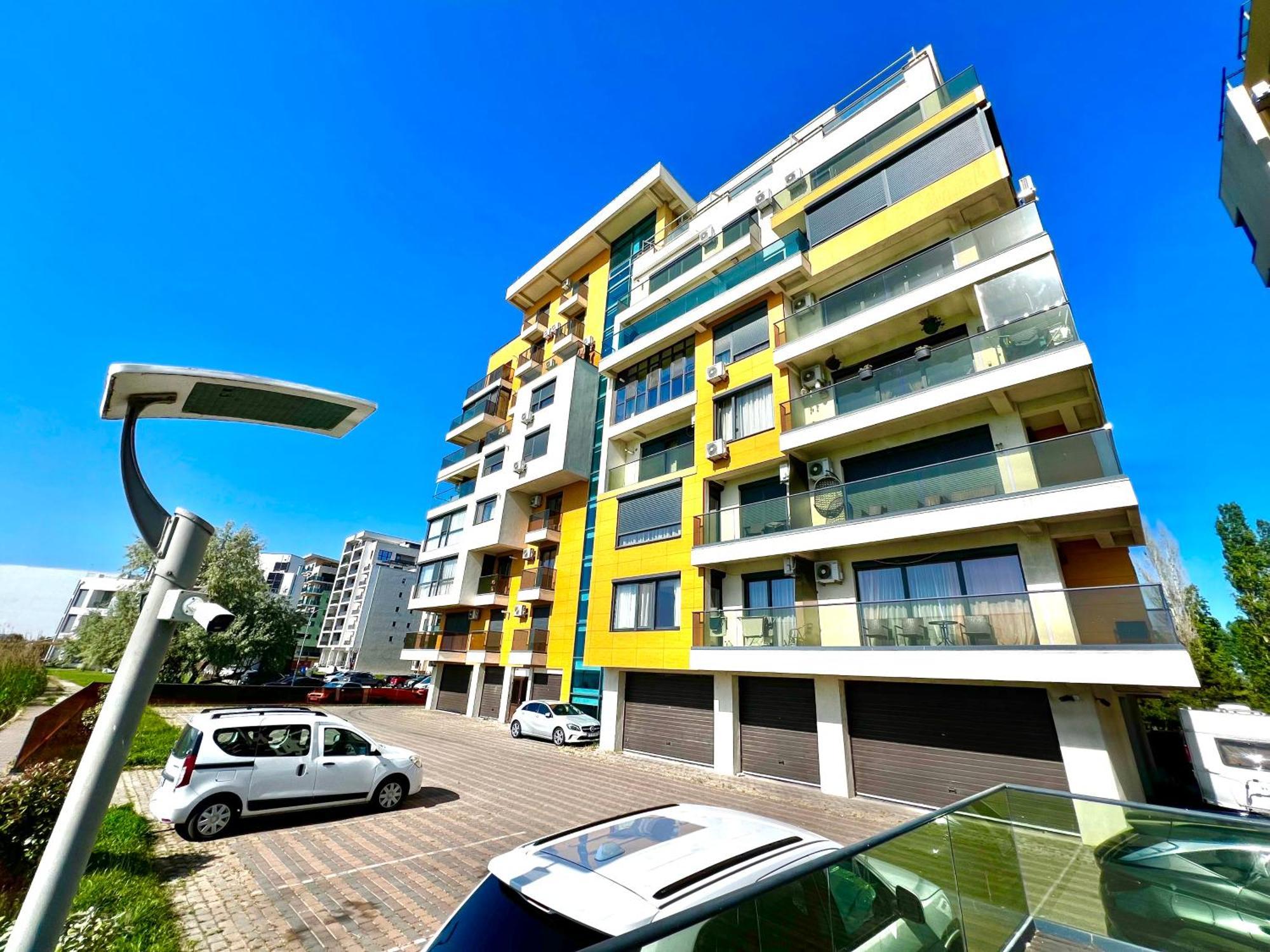 Sophia Lake View Suite مامايا المظهر الخارجي الصورة